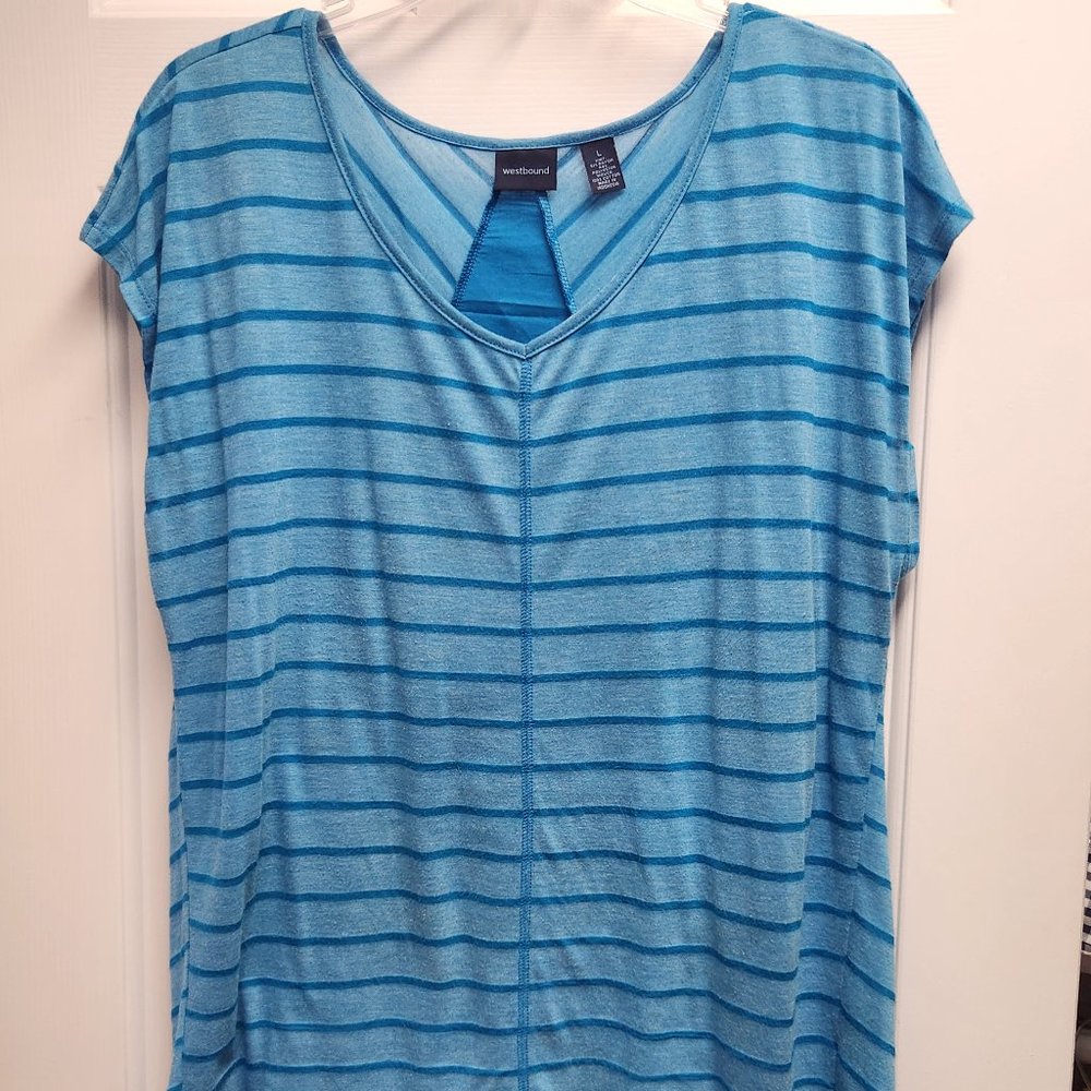 WOMAN'S SIZE L WESTBOUND SHORT SLEEVE PULL OVER BLOUSE